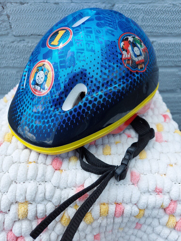 thomas bike helmet